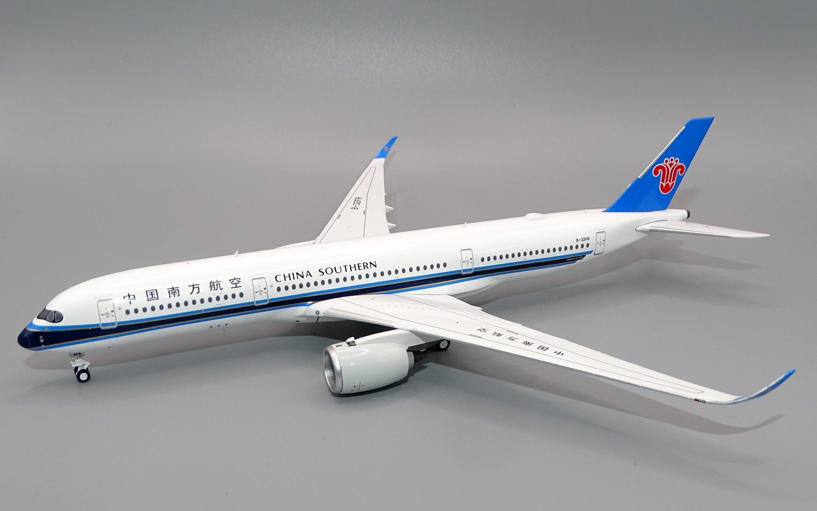 China Southern Airlines | Airbus A350-941 | B-32FR | Panda Models