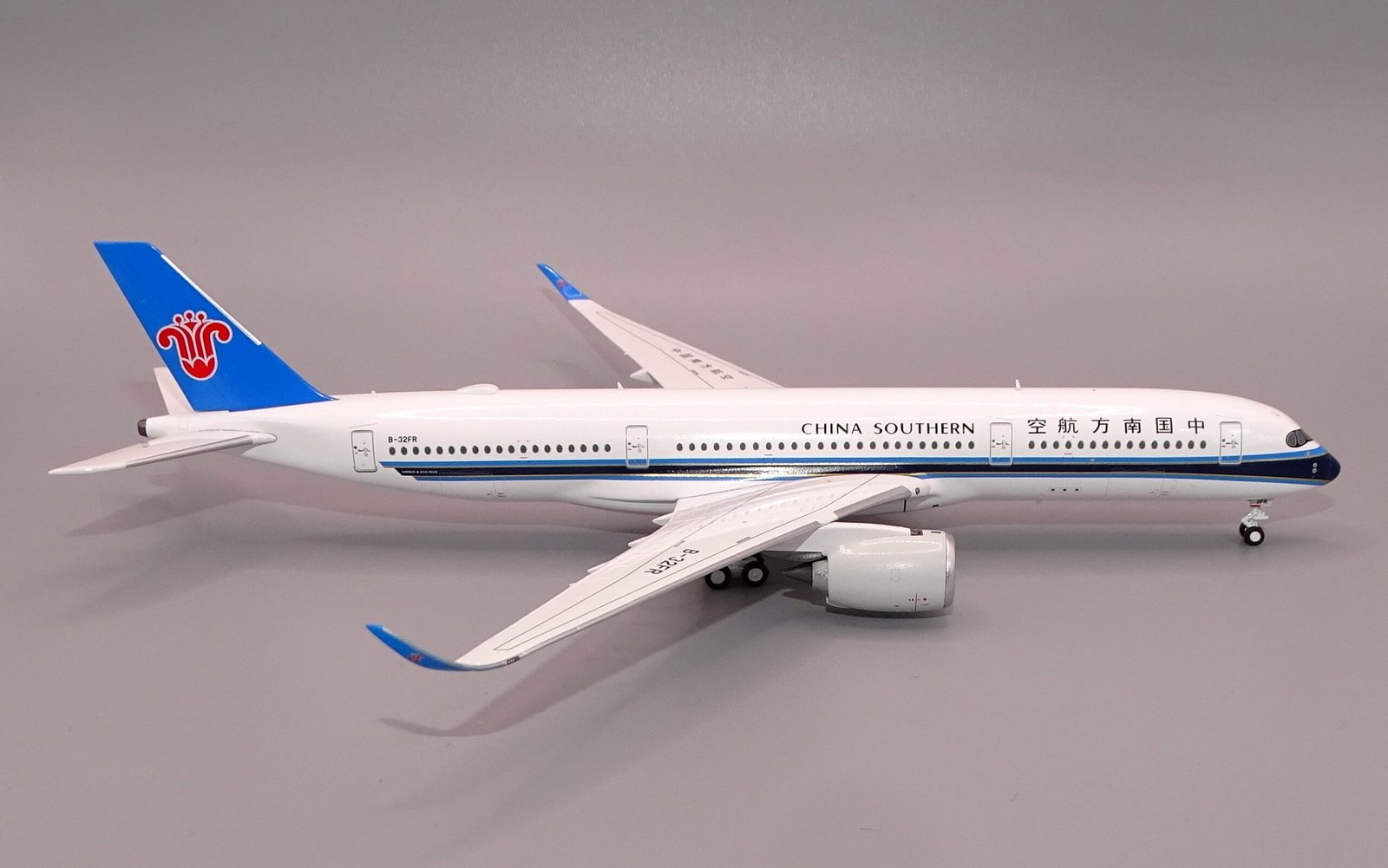 CZ_A359_B-32FR_13