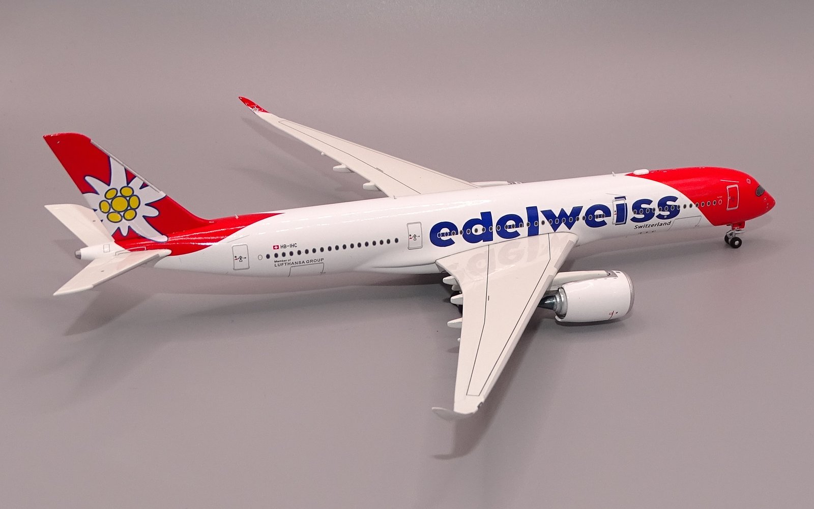 EDELWEISS_A350_09