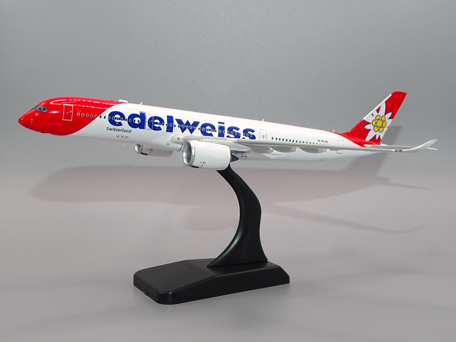 EDELWEISS_A350_26