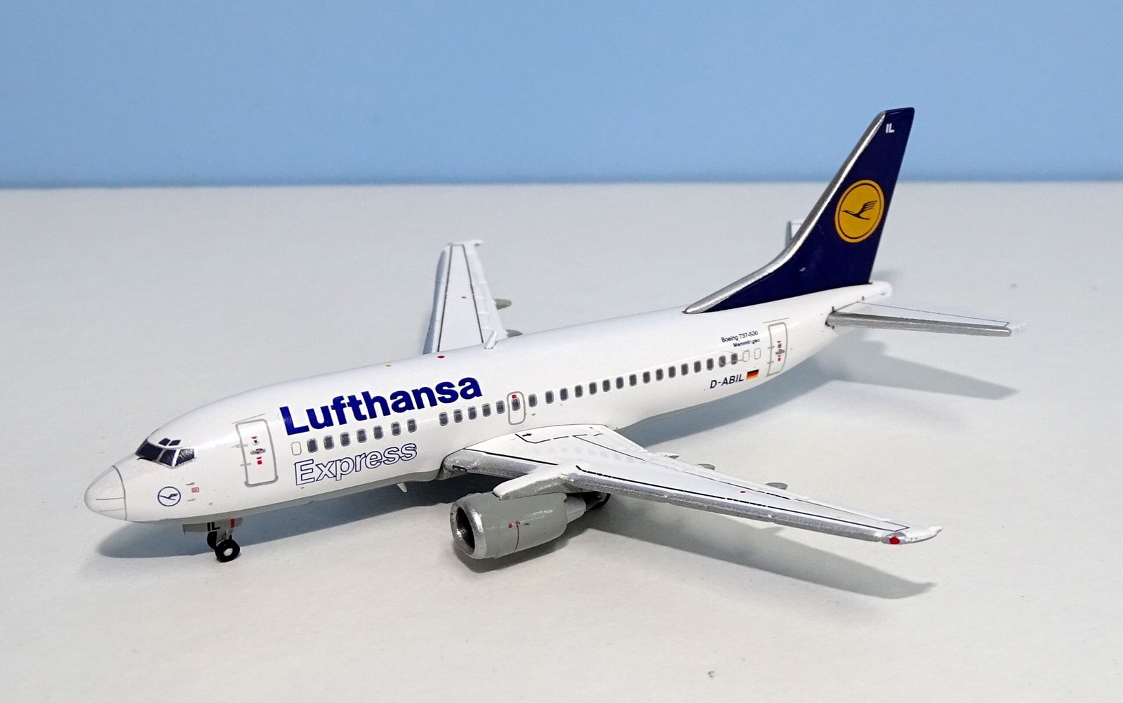 Lufthansa Express | Boeing 737-530 | D-ABIL | JC Wings