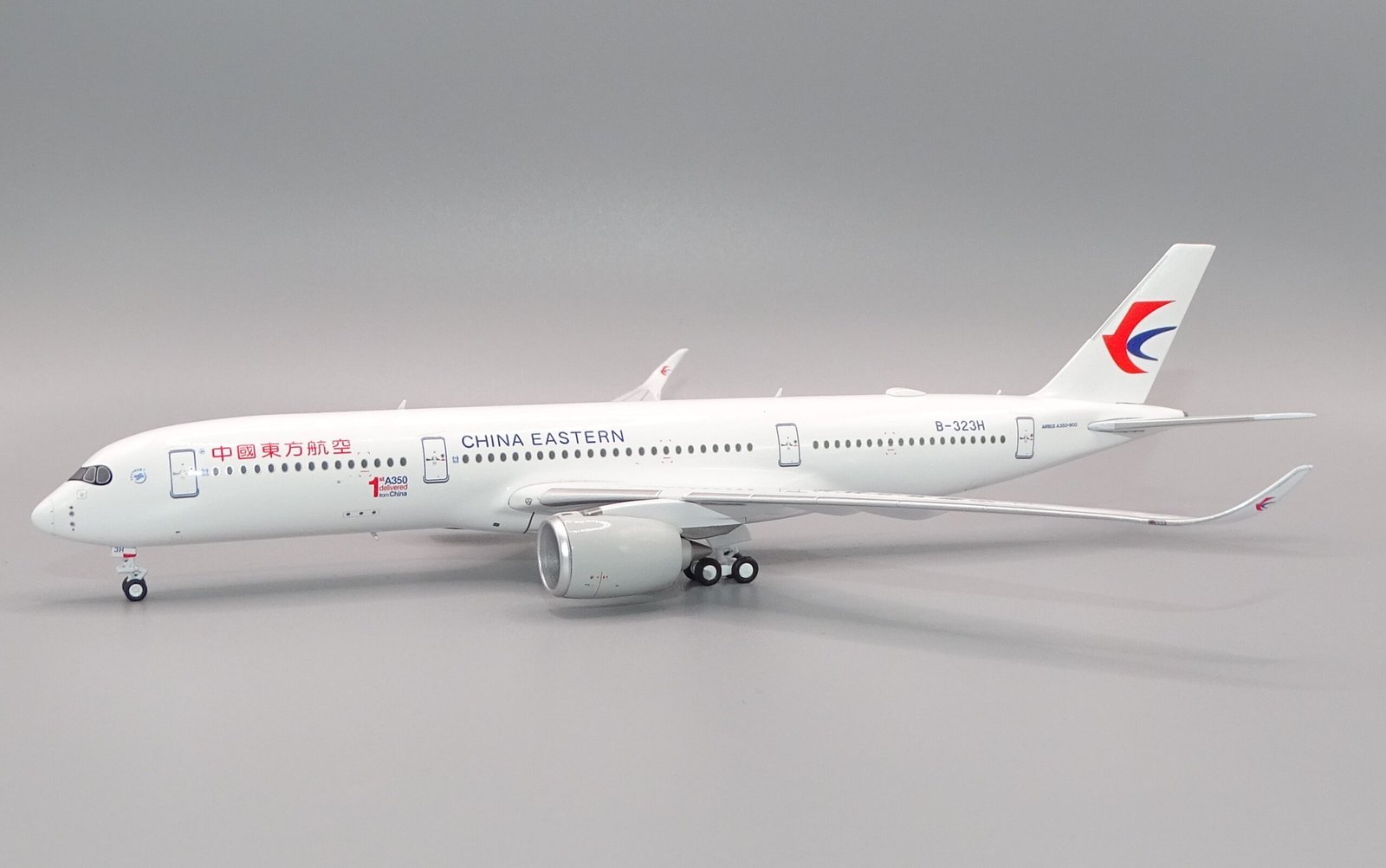 MU_A350_B-323H_03