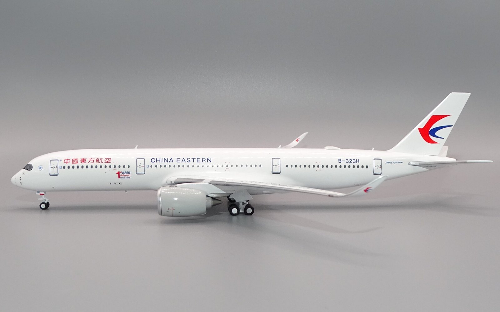 MU_A350_B-323H_05