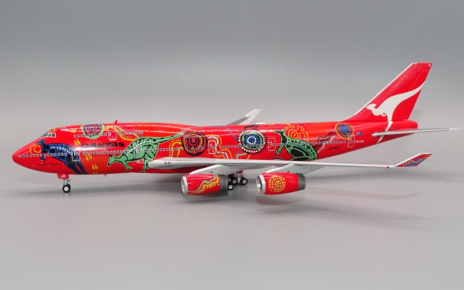 Qantas Boeing 747-438 VH-OJB by HX Models 1:400 Scale