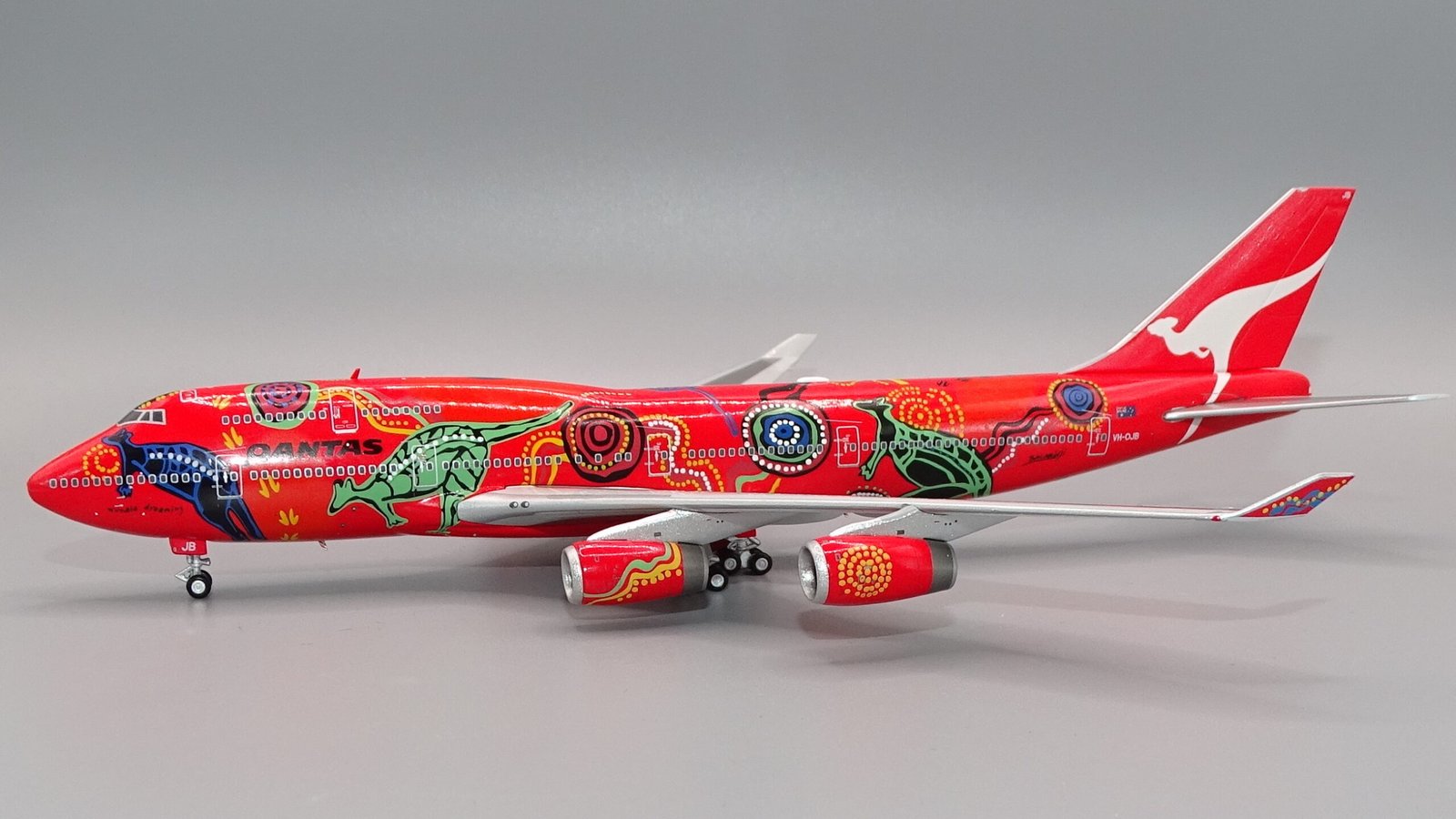 Qantas Boeing 747-438 VH-OJB by HX Models 1:400 Scale