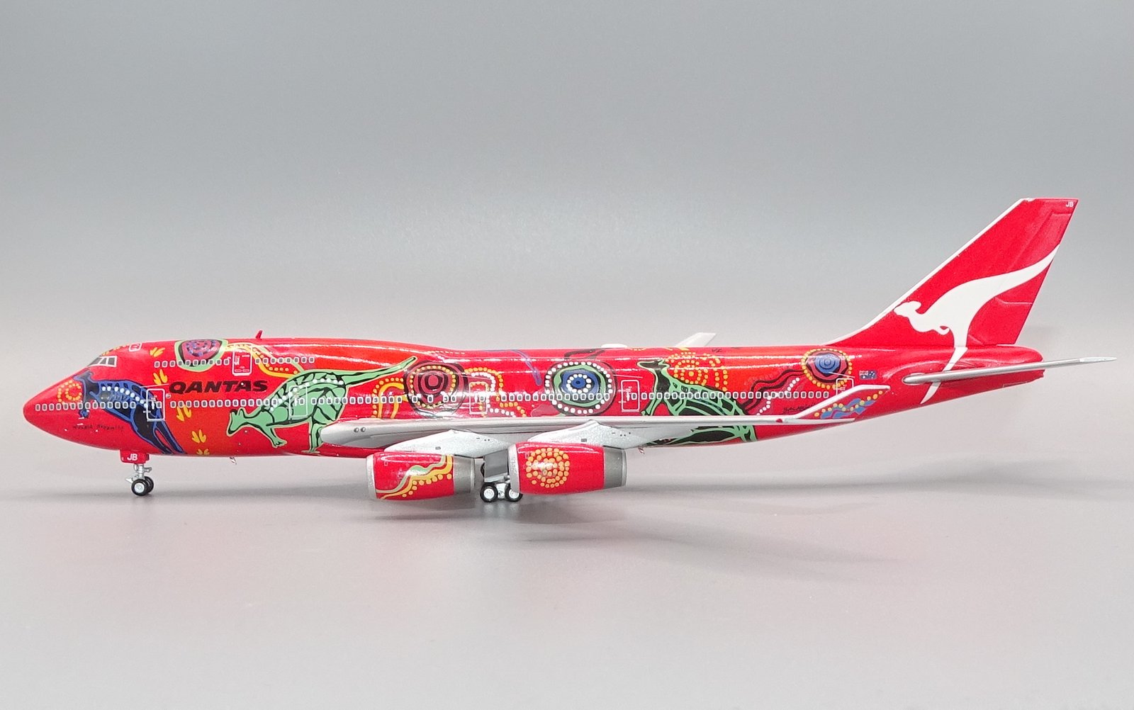 Qantas Boeing 747-438 VH-OJB by HX Models 1:400 Scale