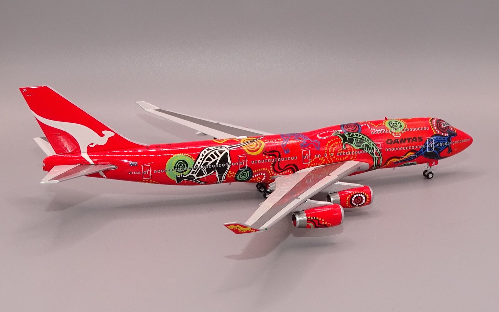 Qantas Boeing 747-438 VH-OJB by HX Models 1:400 Scale