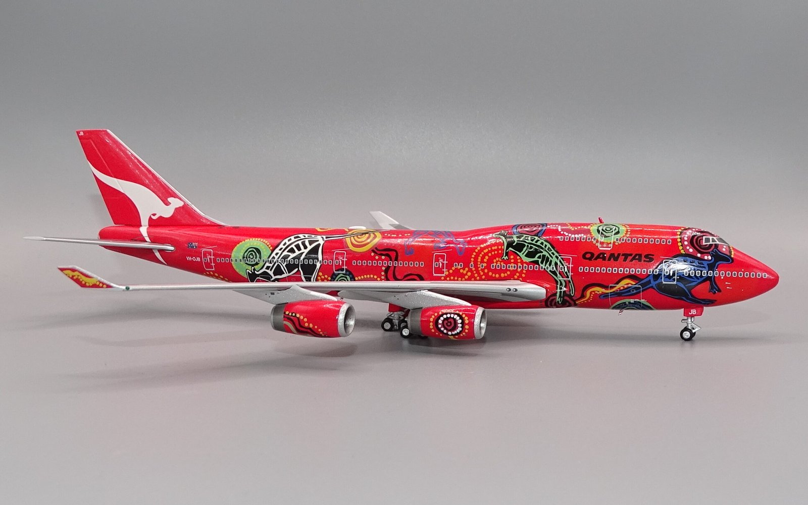 Qantas Boeing 747-438 VH-OJB by HX Models 1:400 Scale