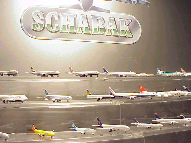 Schabak 1:600 Scale Models
