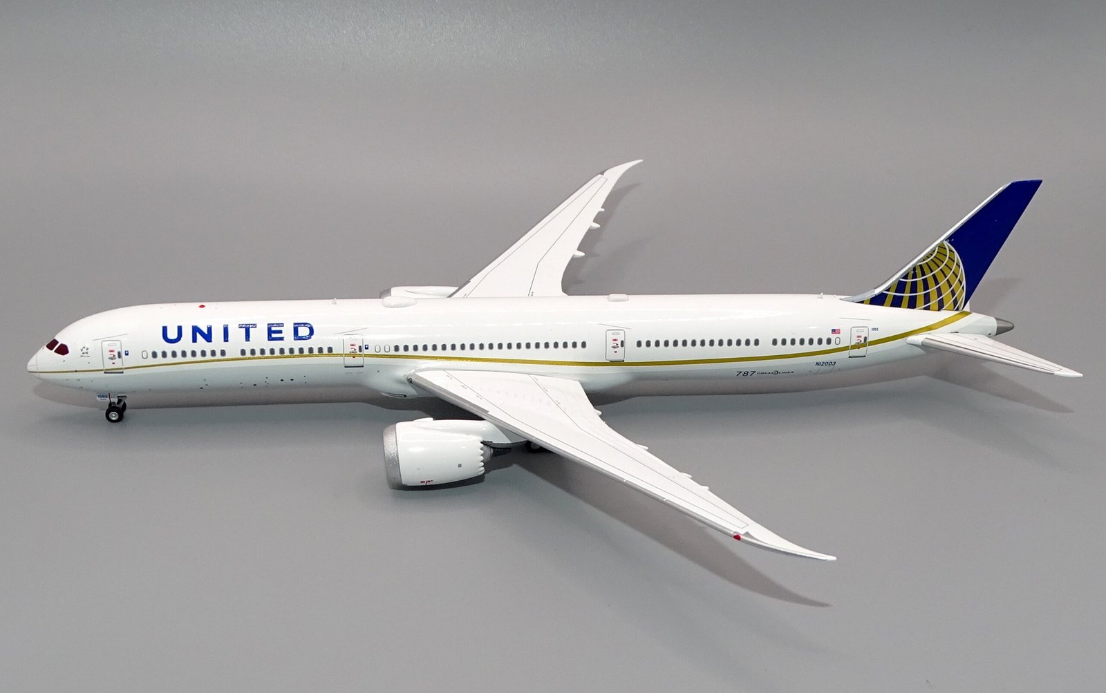 UA_B7810_04