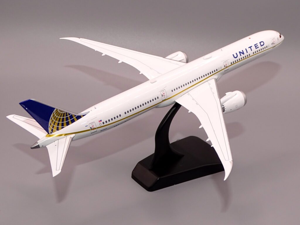 United Airlines | Boeing 787-10 | N12003 | Aviation400