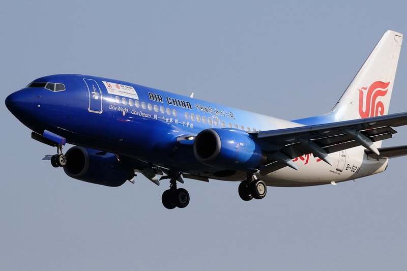 air-china-boeing-737-700-gu-2