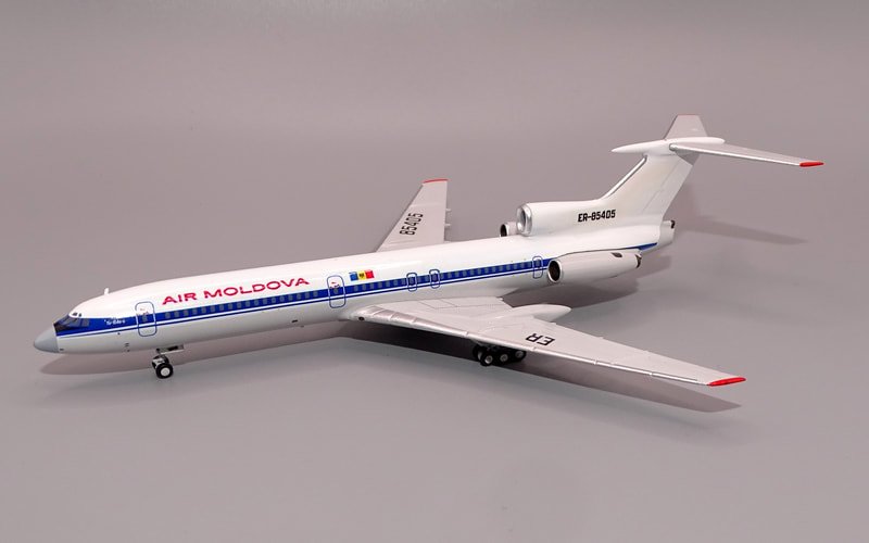 airmoldovaia-tu154-85405-02