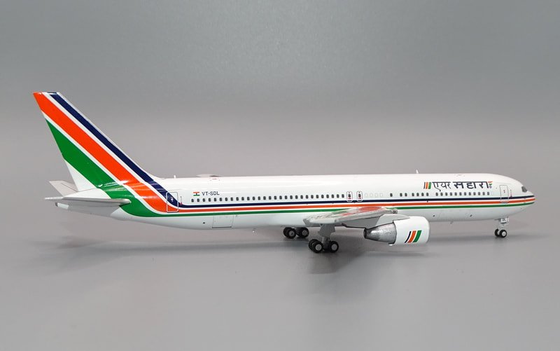 airsahara-b767-300-08