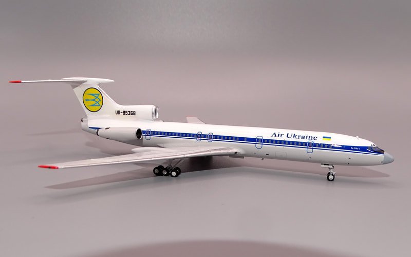 airukraine-tu154-85368-11
