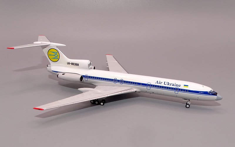 airukraine-tu154-85368-12