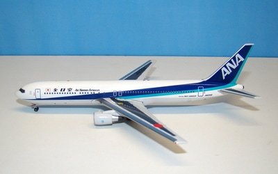 ana-763-02