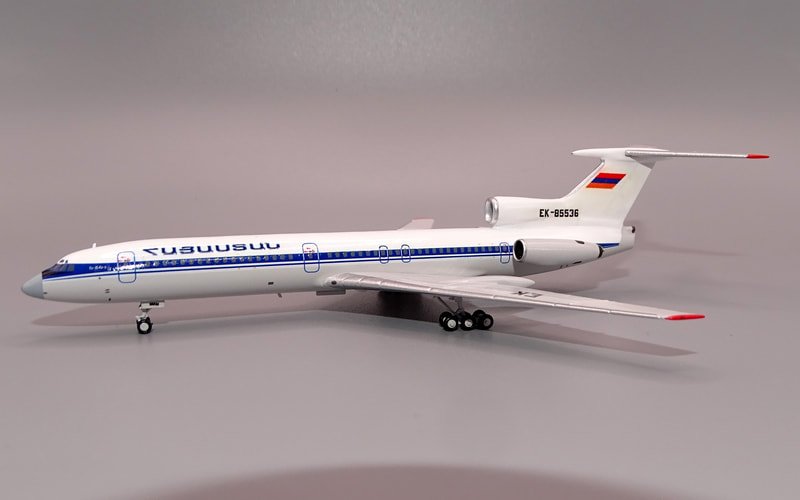 armenia-tu154-85536-01