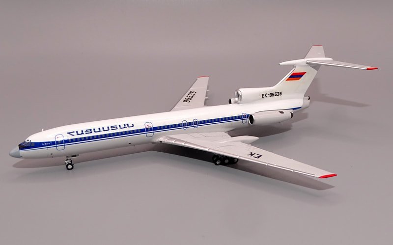 armenia-tu154-85536-02