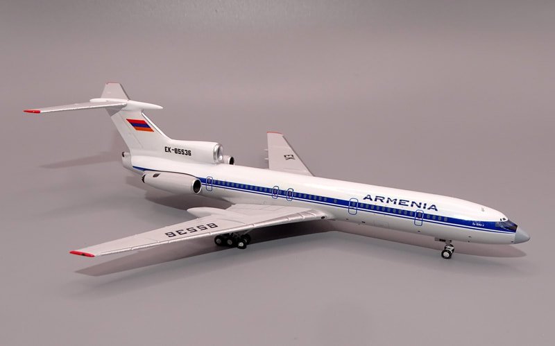 armenia-tu154-85536-12