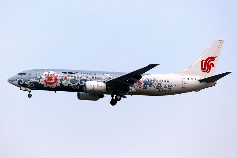 b-5178-air-china-boeing-737-86n-grey-peony-livery-pek-15233755671