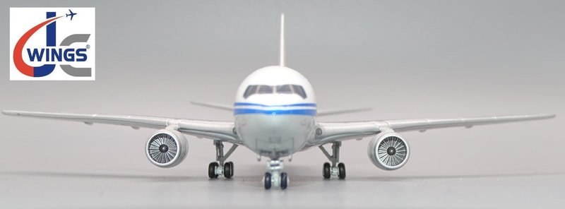 b762-front-jc-01