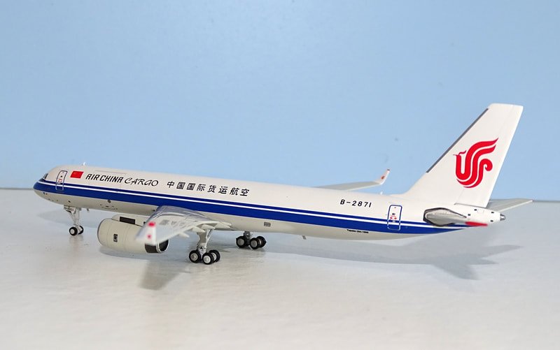 ca-tu204-05