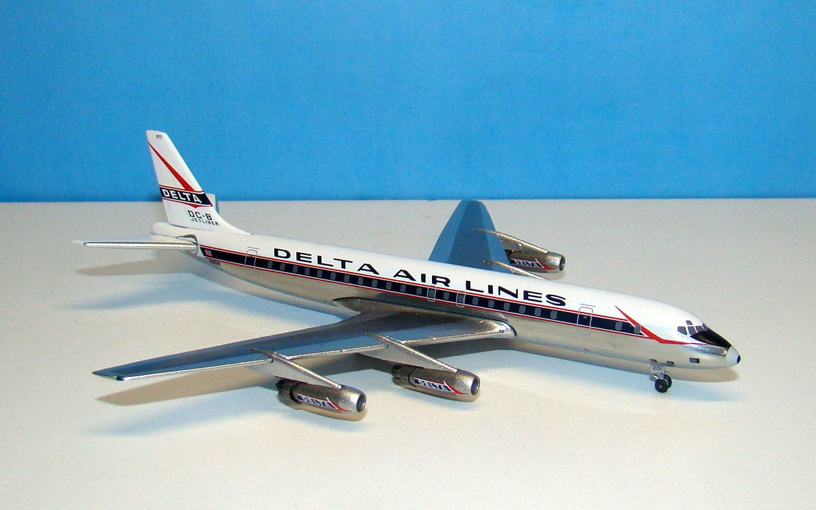 dl-dc8-28