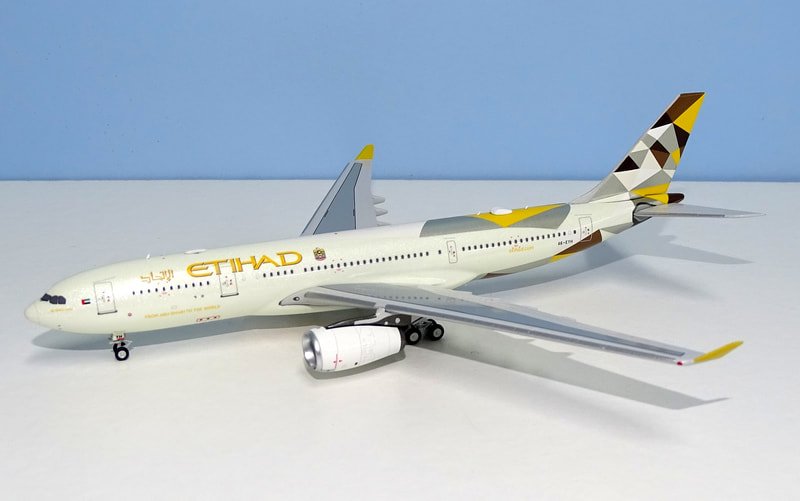 etihad-a332-02