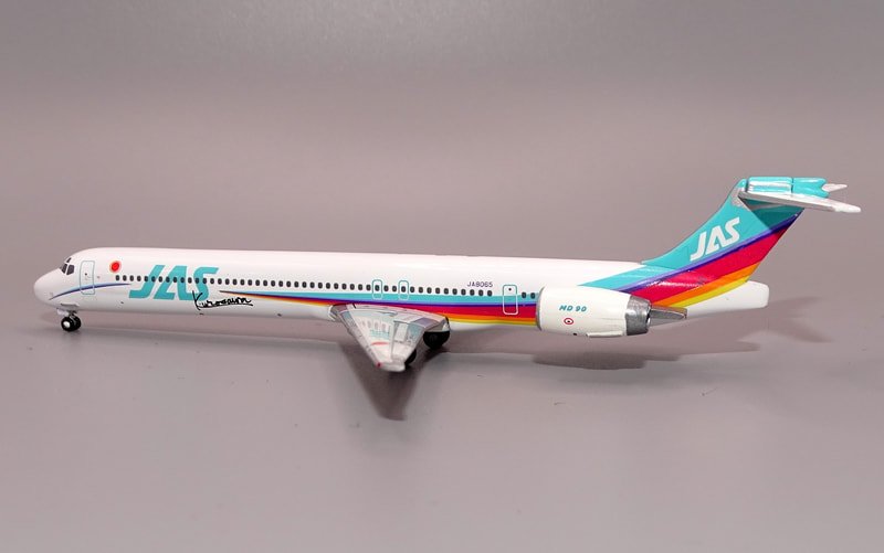 McDonnell Douglas MD-90 in 1:400 Scale - YESTERDAY'S AIRLINES