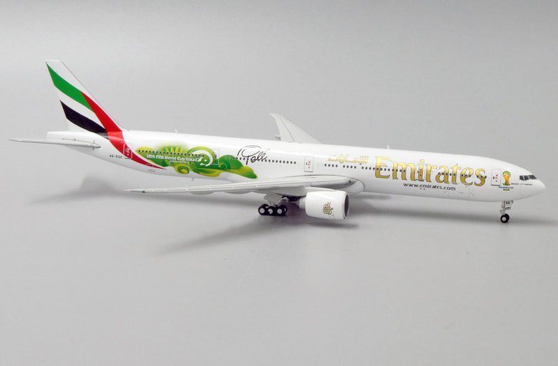 jc4146-emirates-b777-300er-02