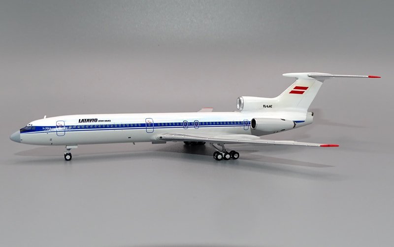 latavio-tu154-lac-01