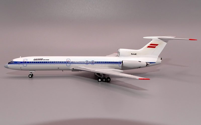 latavio-tu154-lac-03