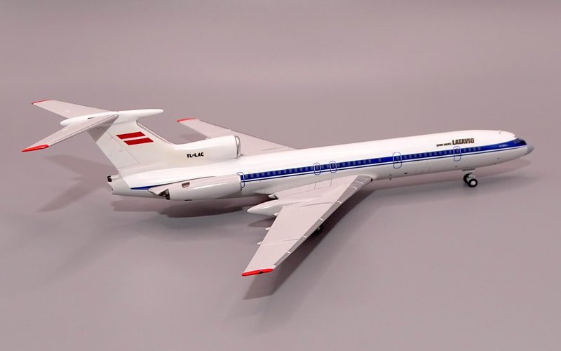 latavio-tu154-lac-08