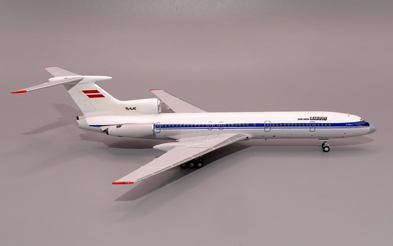 latavio-tu154-lac-10