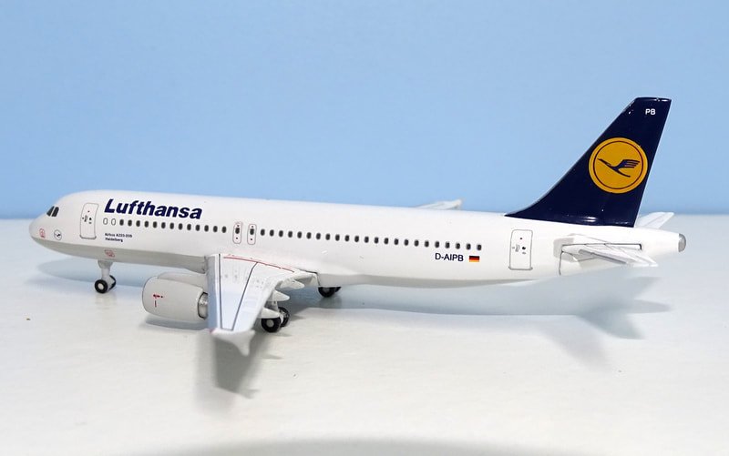 lh-a320-05