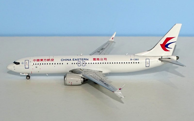mu-b738m-ph-04