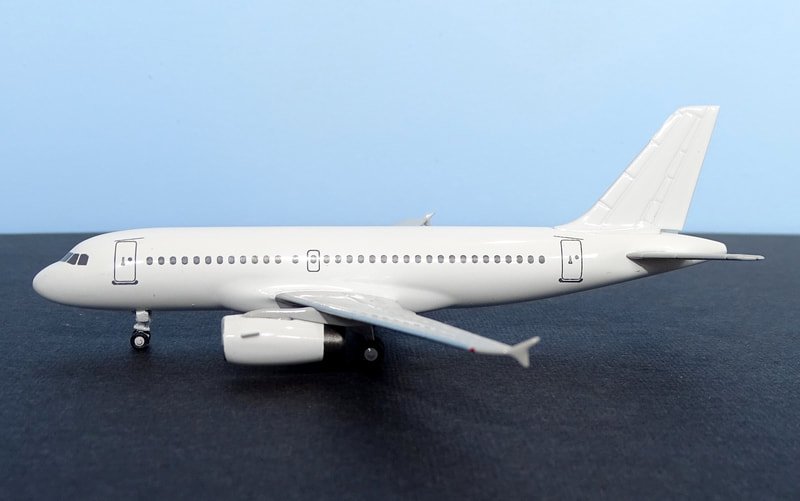 ng-a319-iae-03