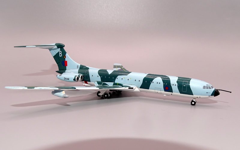 raf-vc10-za141-10