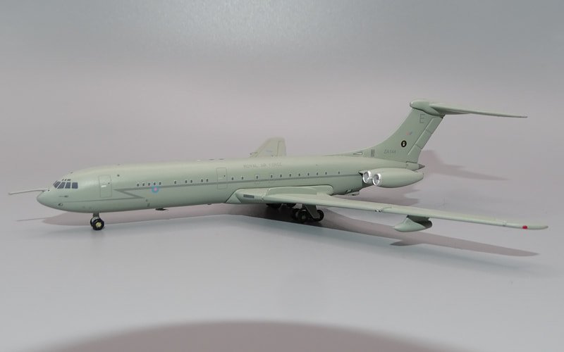 raf-vc10-za144-01