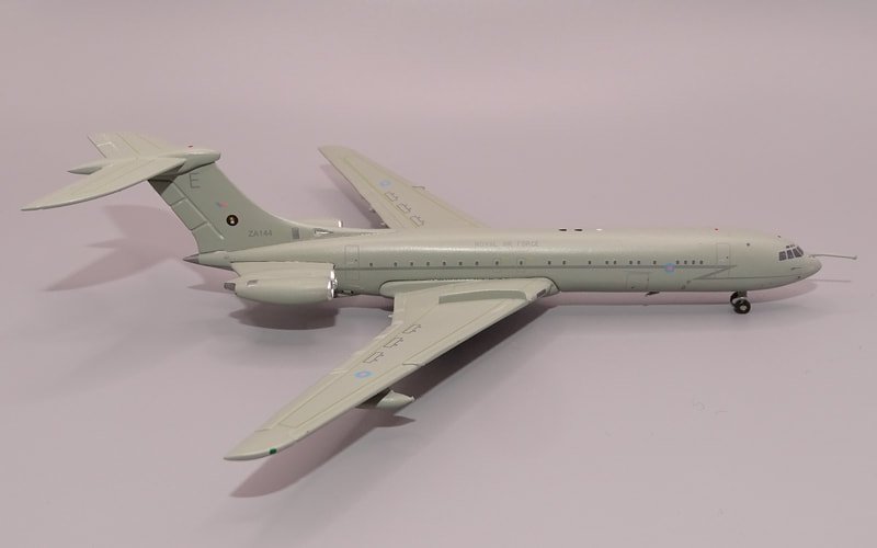 raf-vc10-za144-10