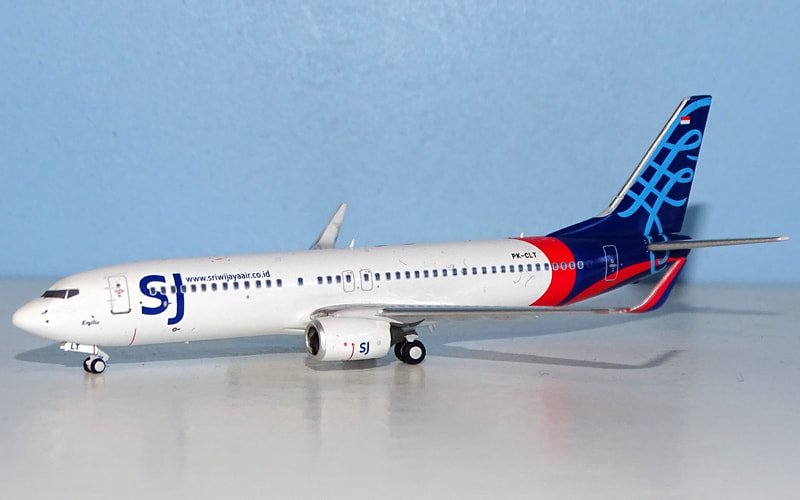 sriwijaya-738-03