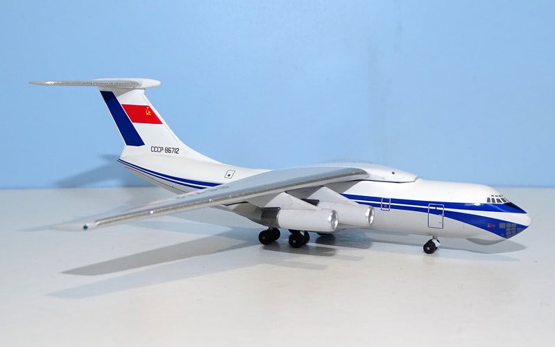 su-il76-del-11