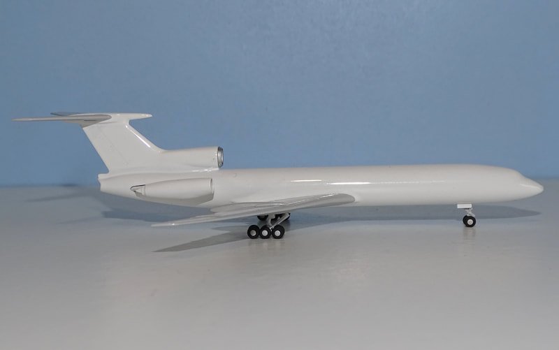 tu-154b2-10