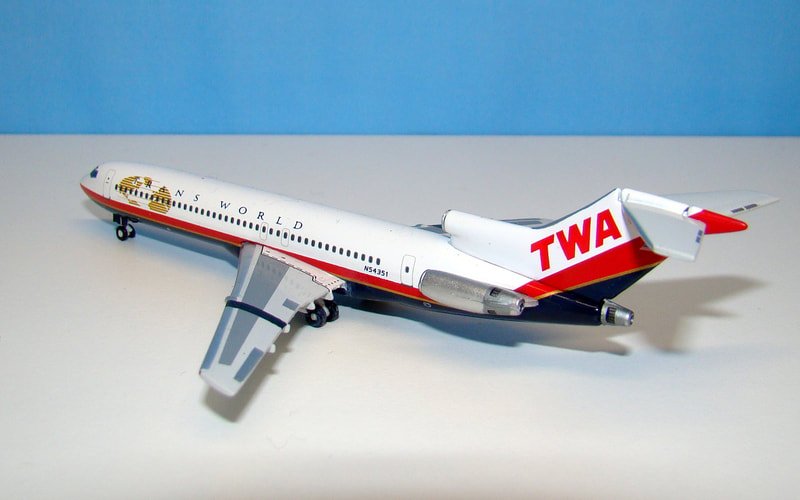 twa-727-200-03