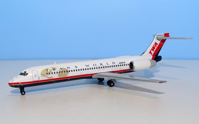 twa-b717-nc-01