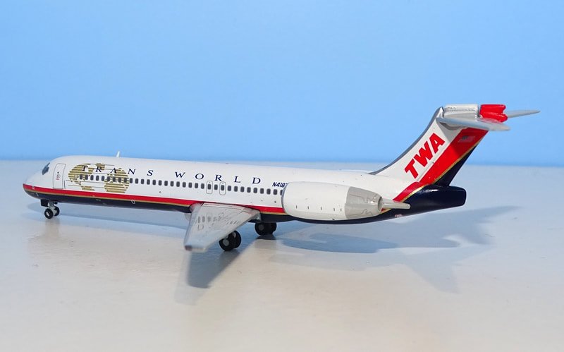 twa-b717-nc-05
