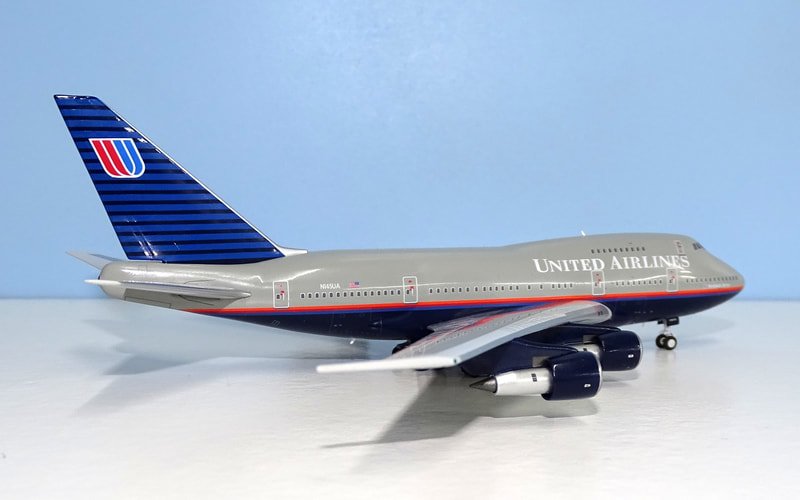 ua-747sp-20