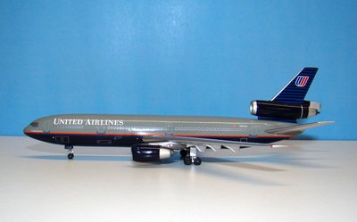 ua-dc10-18