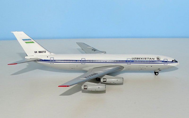 uzbekistan-il-86-dt-10